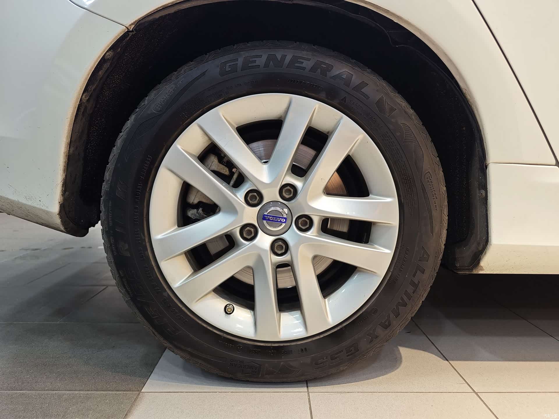 Volvo S60, 2017 29