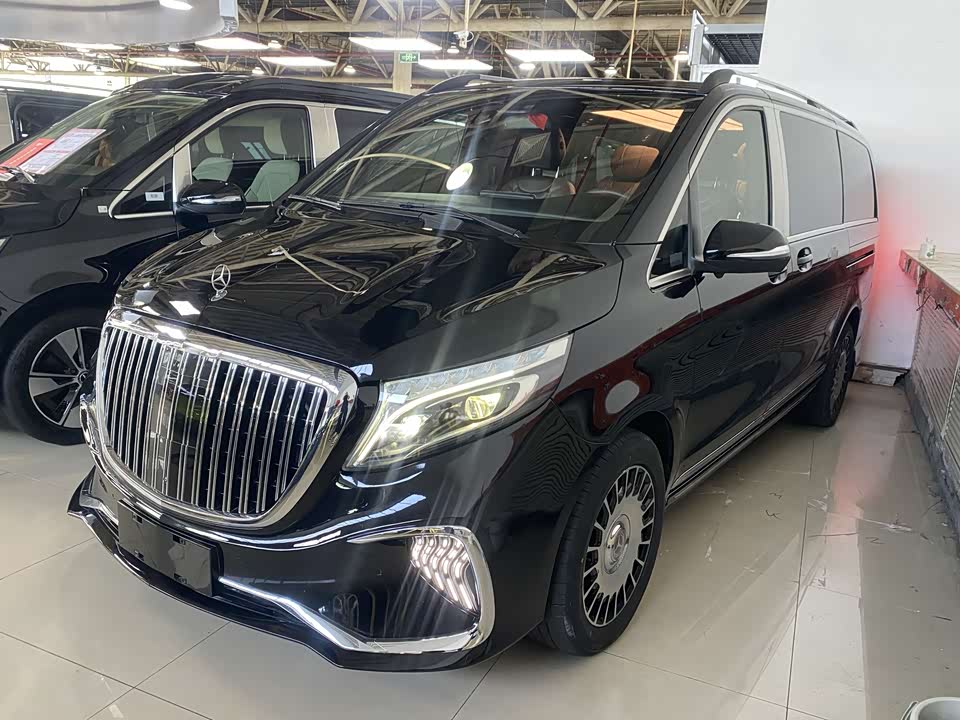 Mercedes-Benz V-class