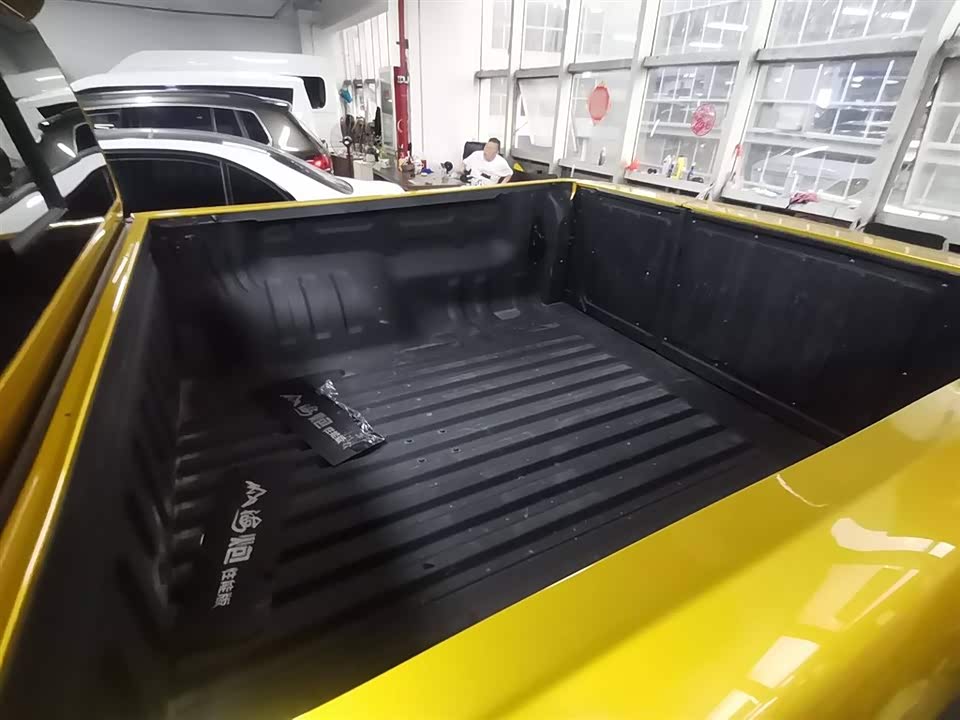 Great Wall Mountain and sea cannon