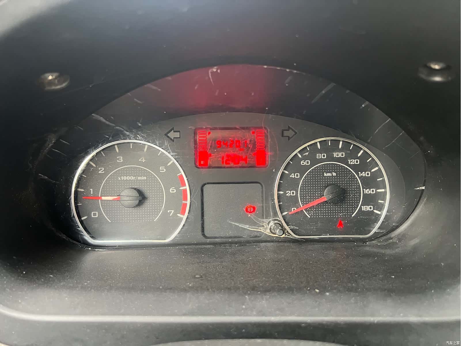 Wuling V, 2017 12