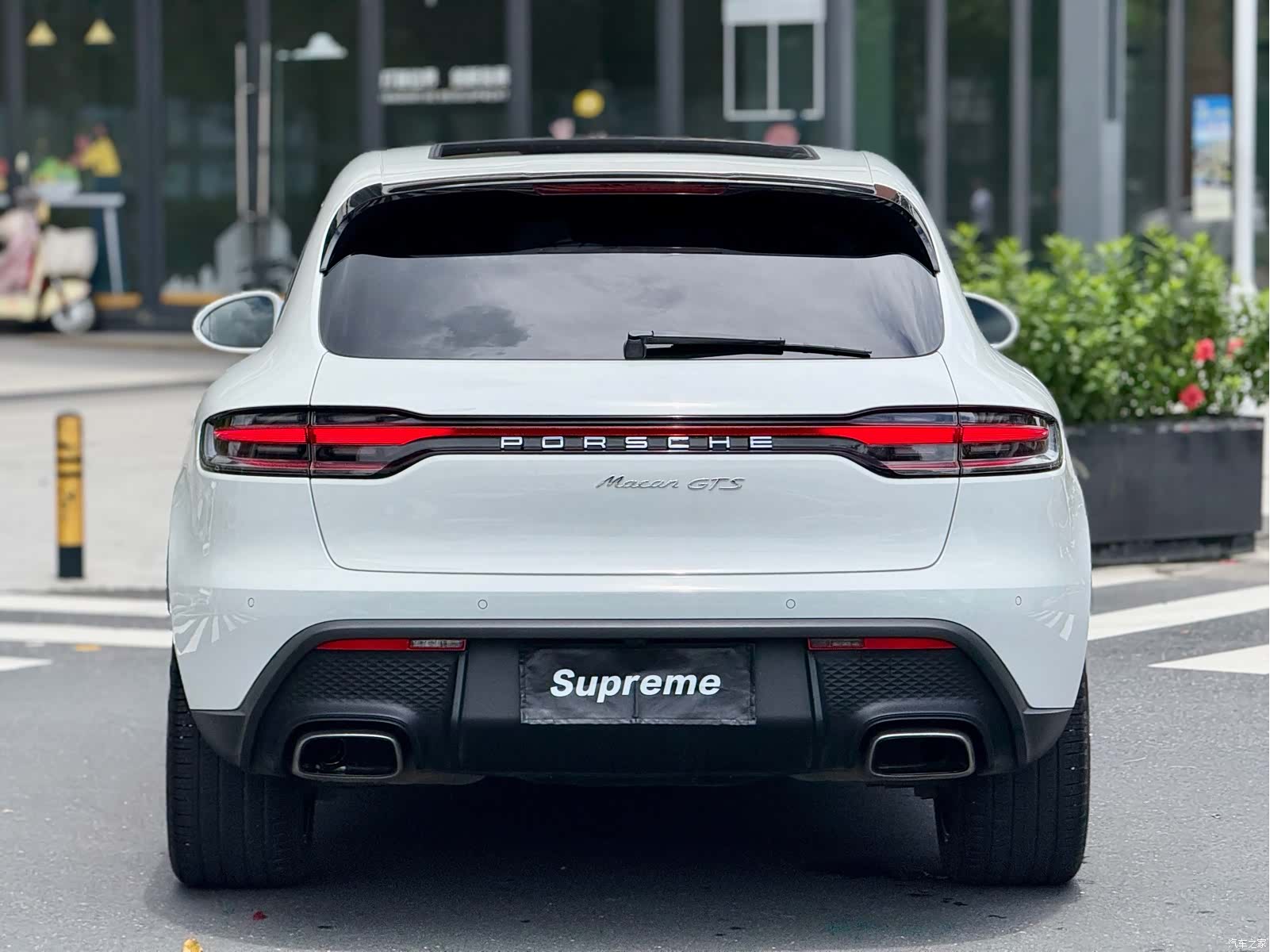 Porsche Macan, 2023 10