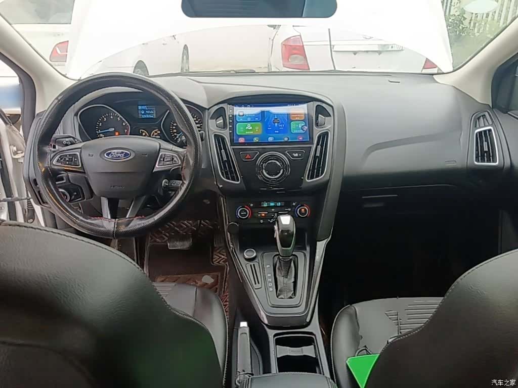 Ford Focus, 2017 10