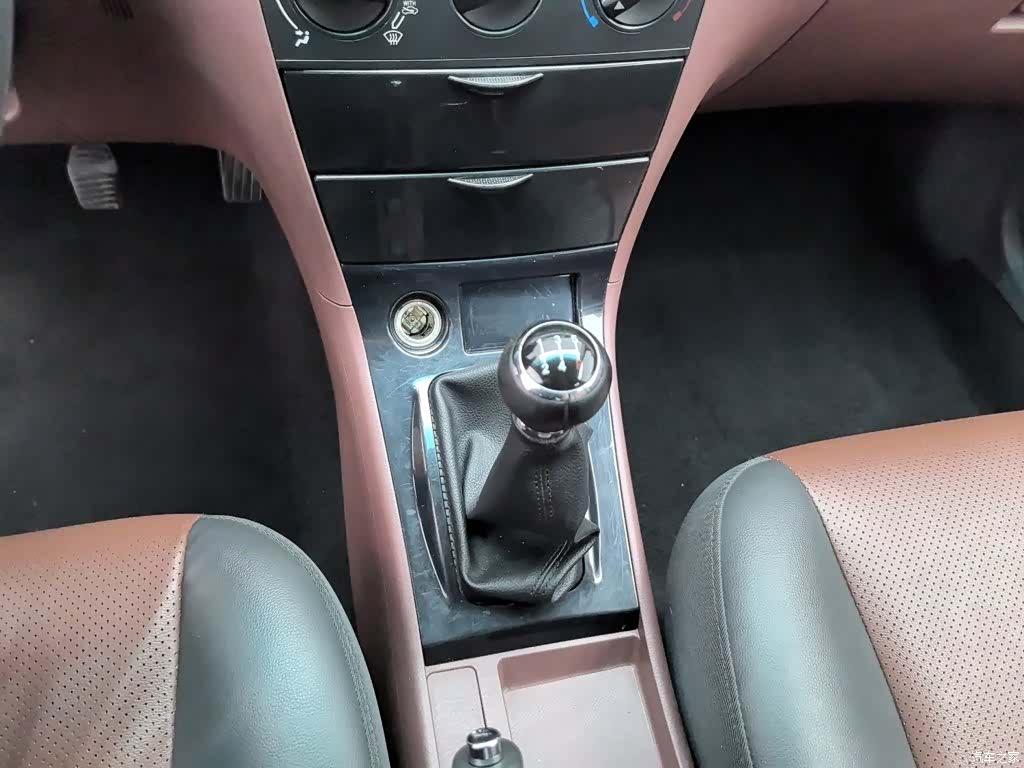 BYD F3, 2016 13