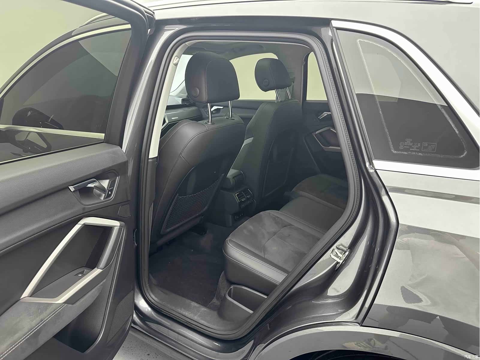 Audi Q3, 2022 12