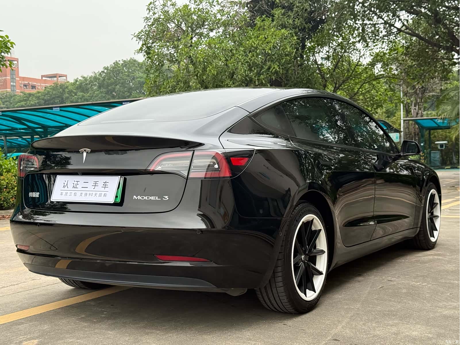 Tesla Model 3, 2021 17