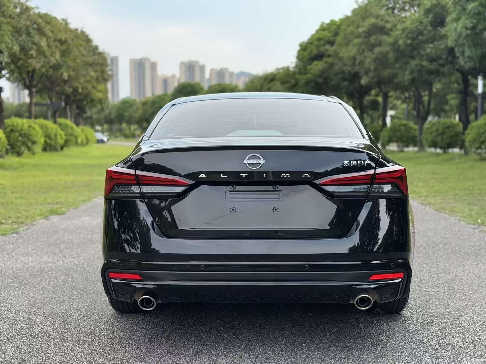 Nissan Teana, 2023 все фото