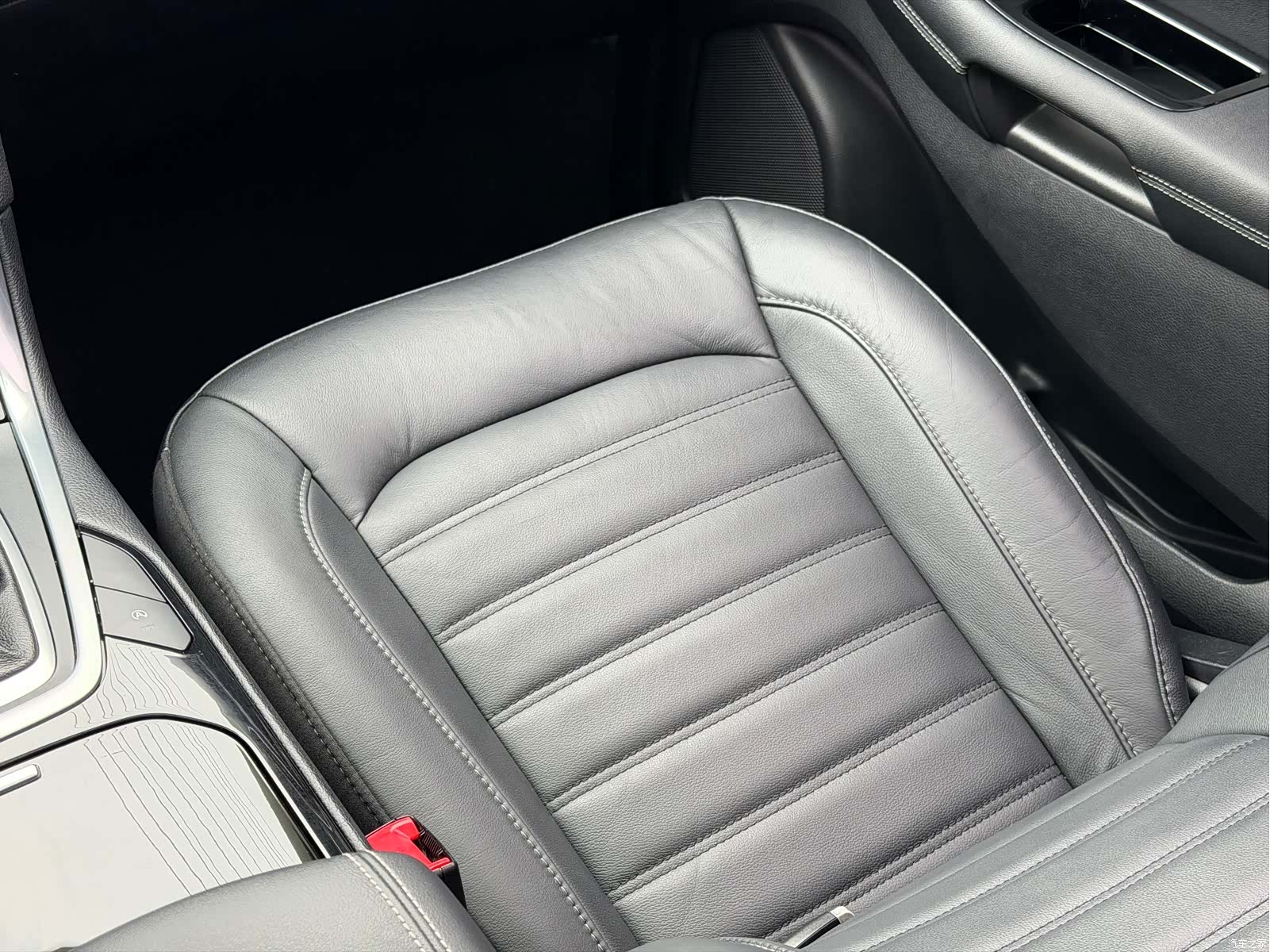 Ford Edge, 2019 17