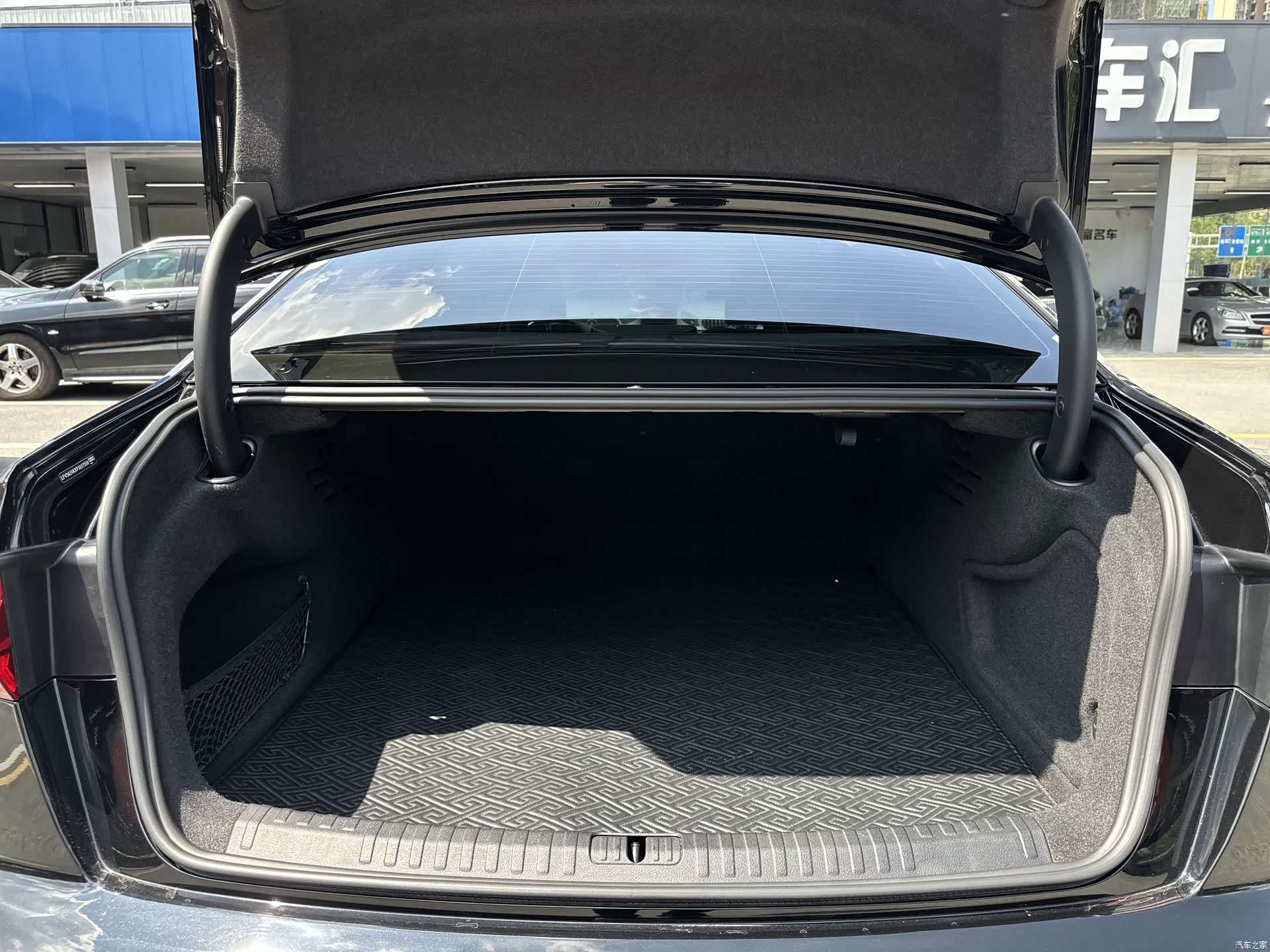 Audi A6L, 2023 15