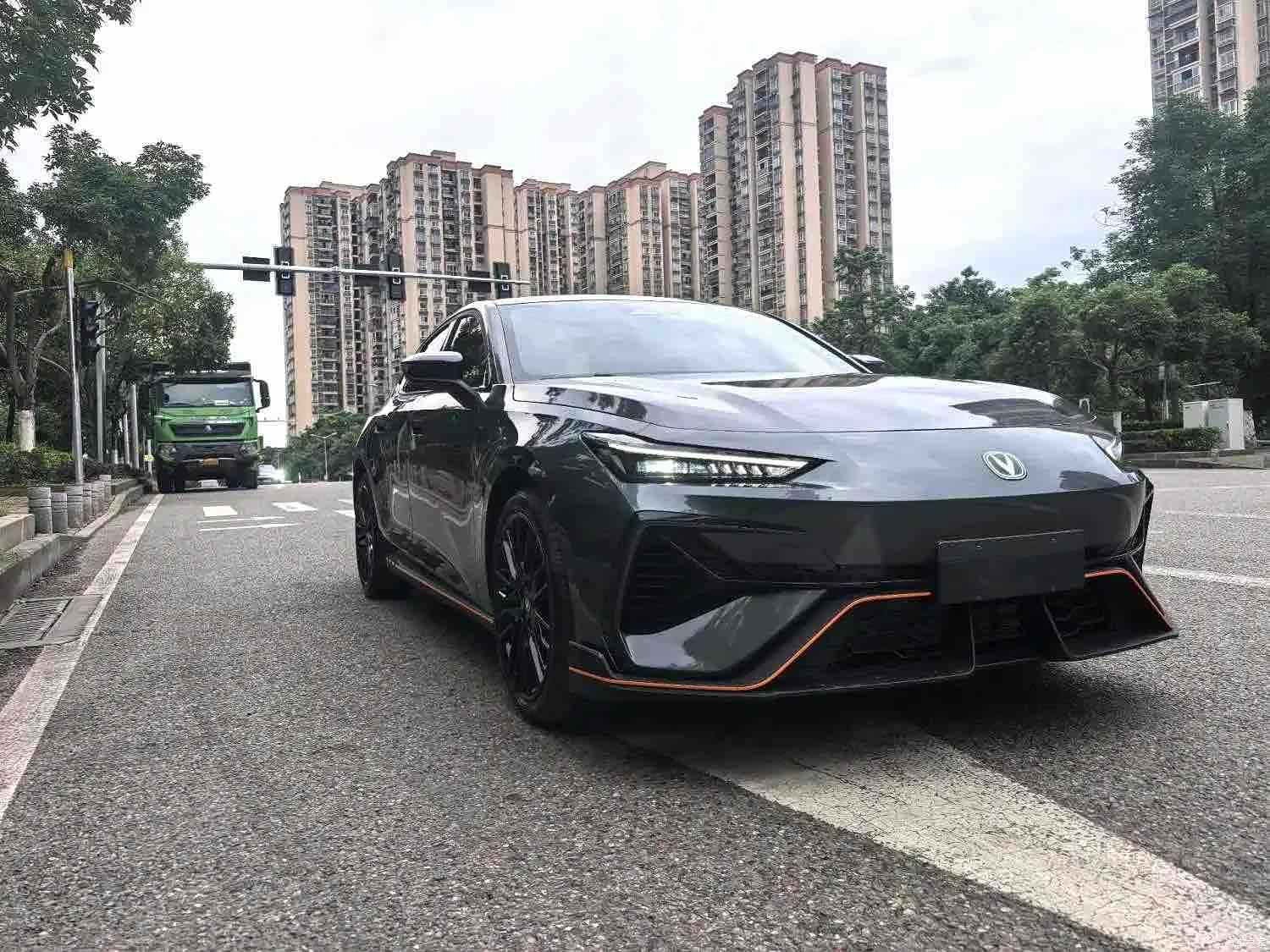 Changan UNI-V, 2025 3