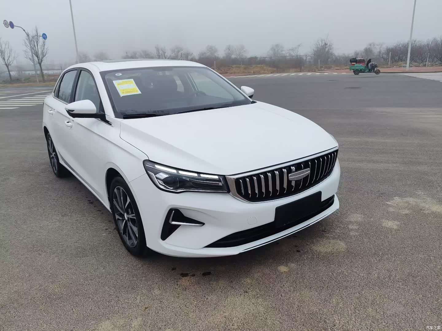 Geely Emgrand, 2026 3