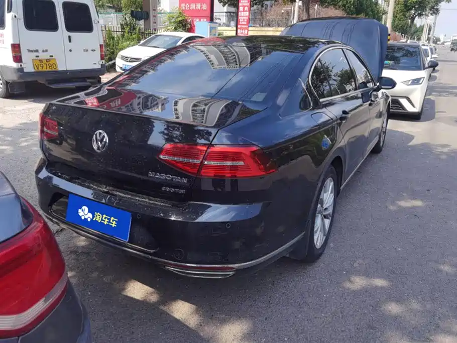 Volkswagen Magotan