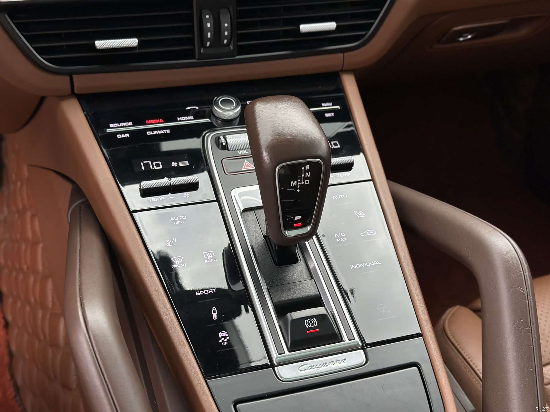 Porsche Cayenne, 2019 11