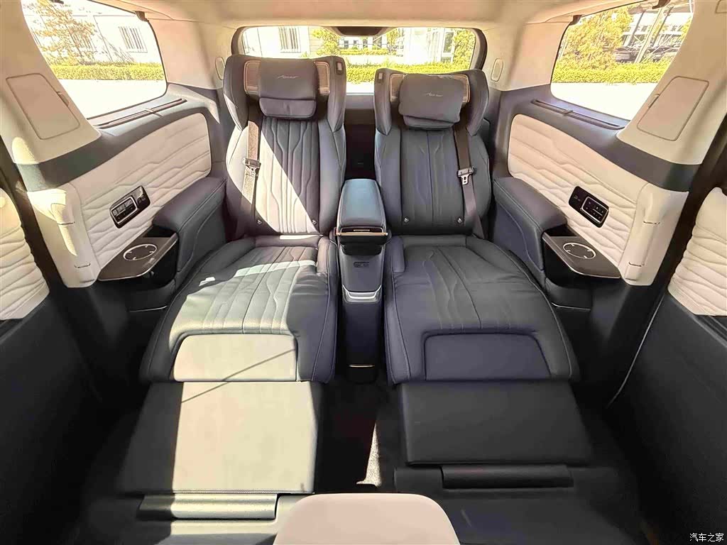 Buick Century, 2024 31