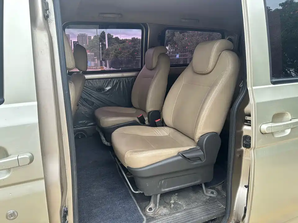 Wuling Wuling Rongguang V