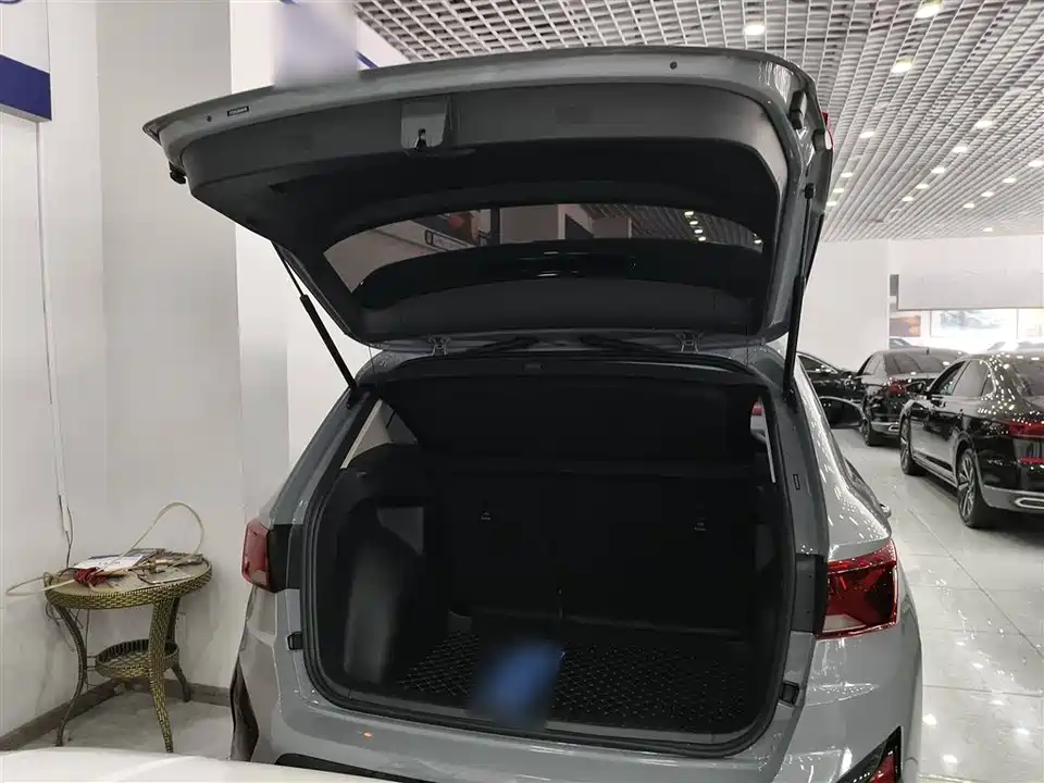 Jetta VS5