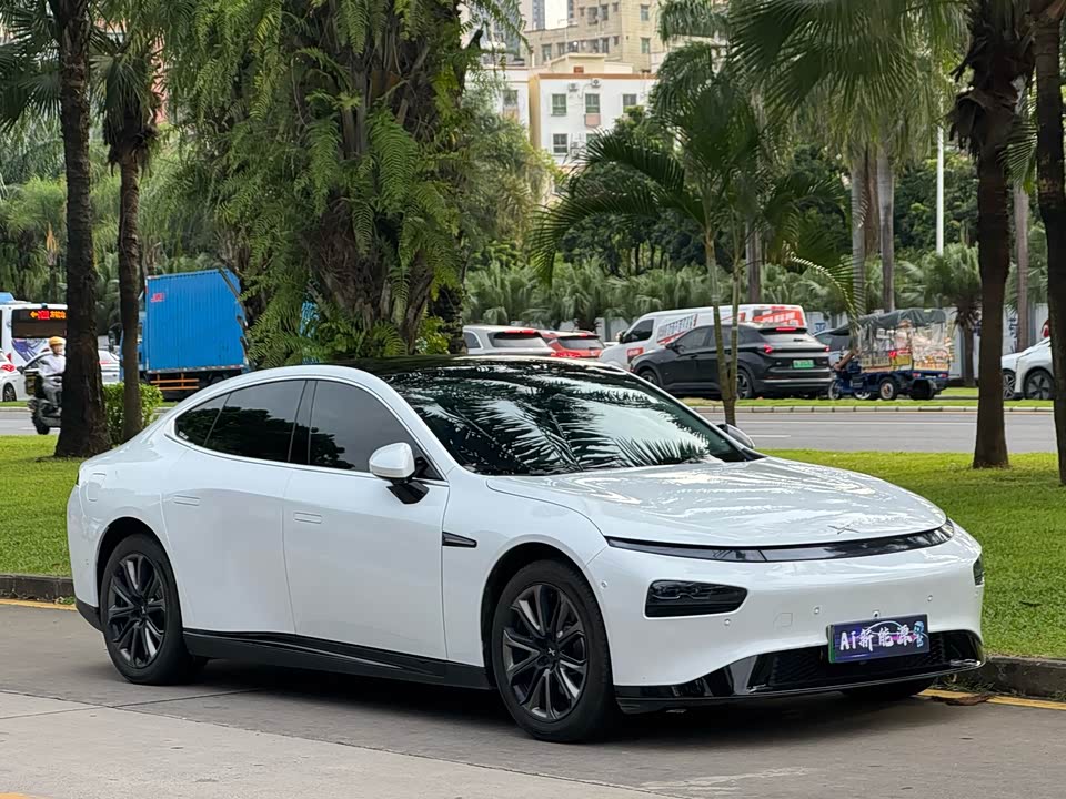 XPENG P7