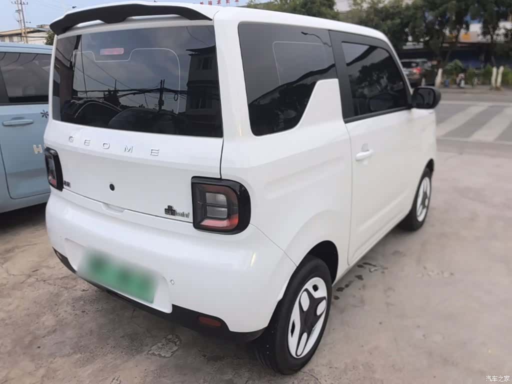 Geely Panda, 2025 7