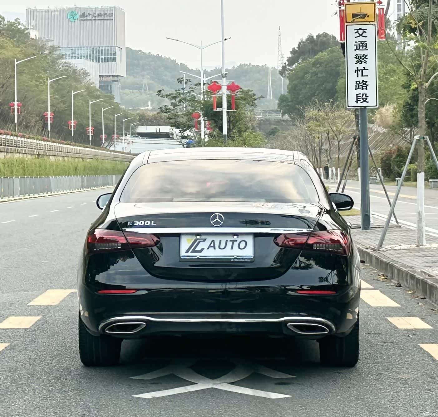 Mercedes-Benz E-Class, 2023 6