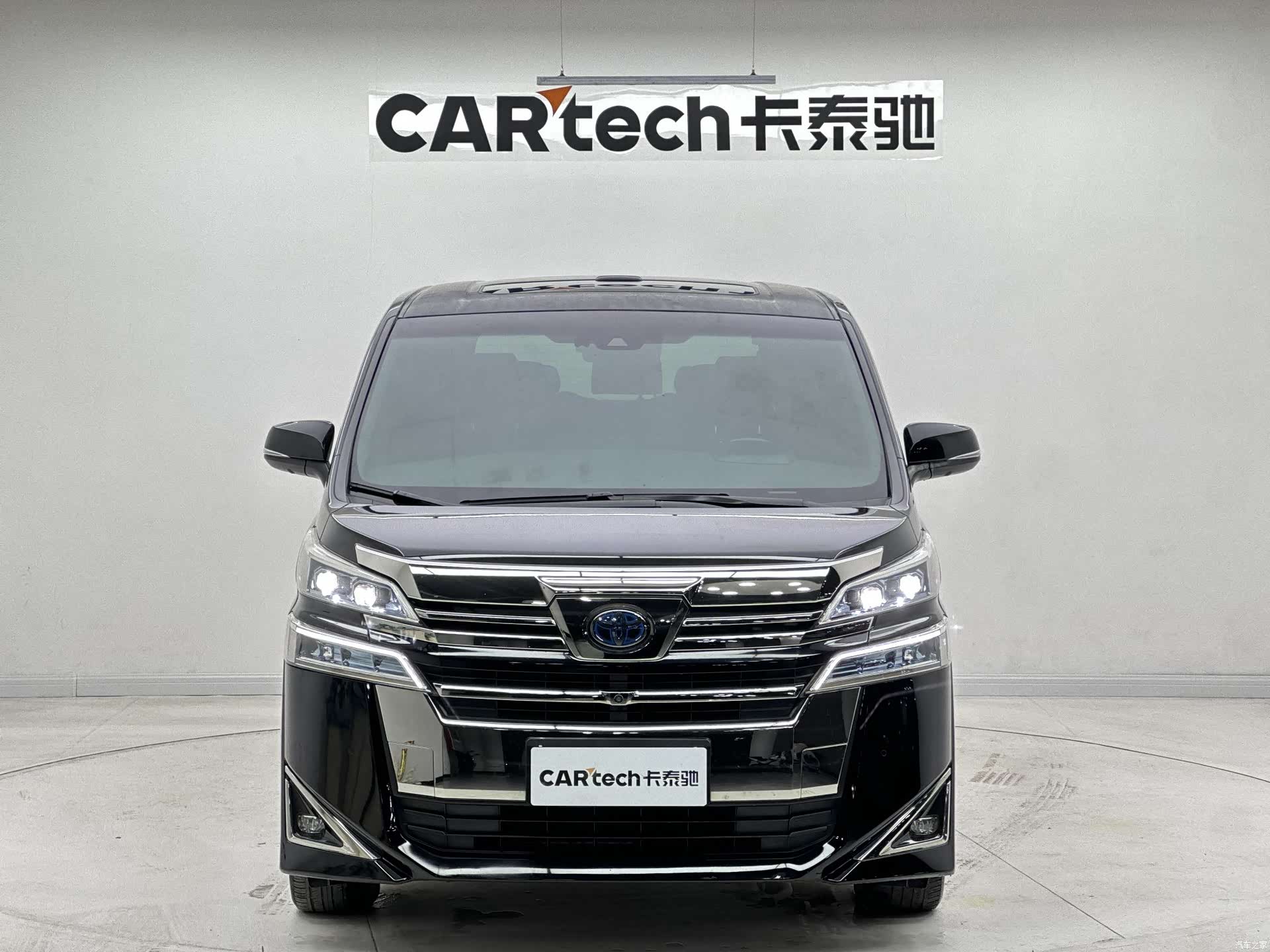 Toyota Alphard, 2019 2