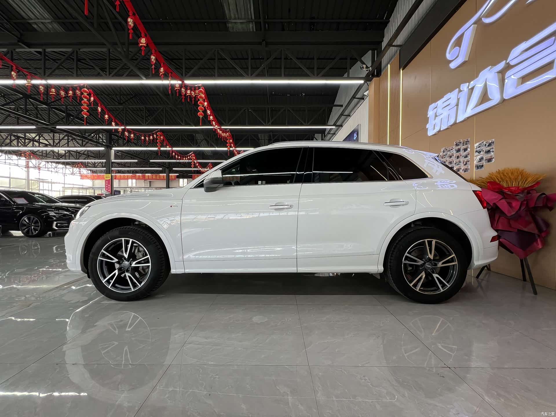 Audi Q5L, 2019 13