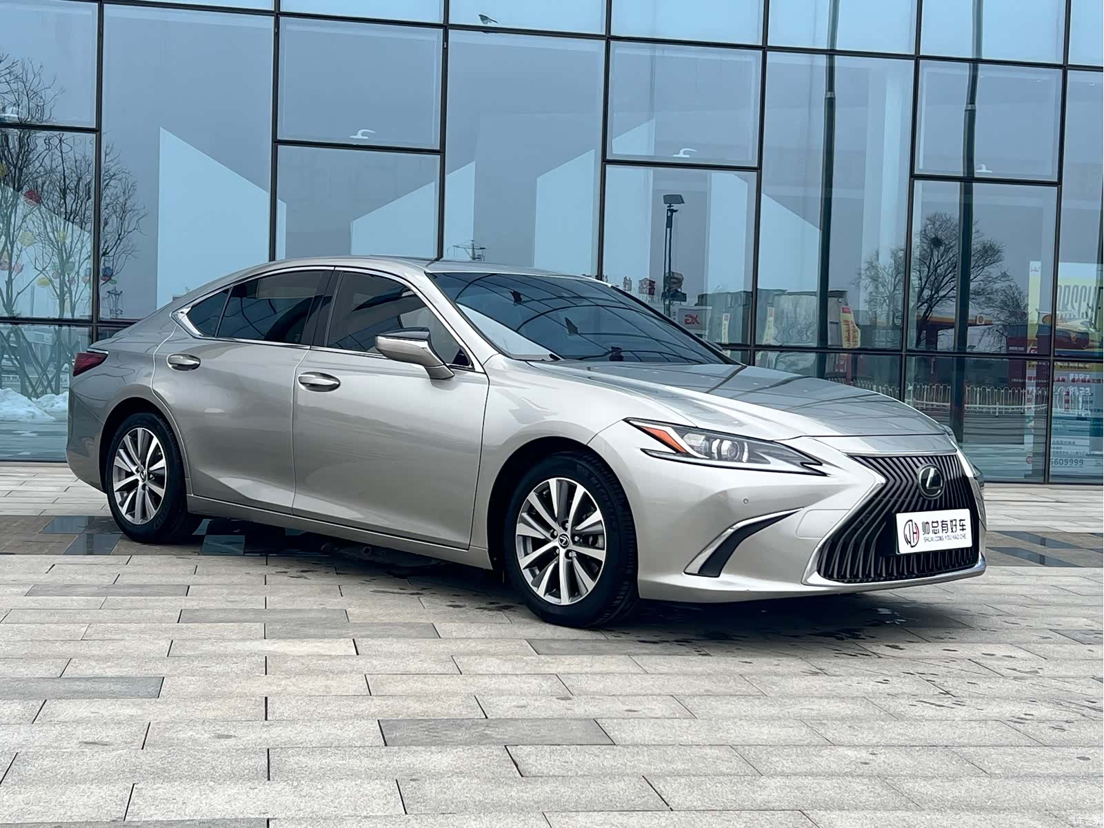 Lexus ES, 2018 3