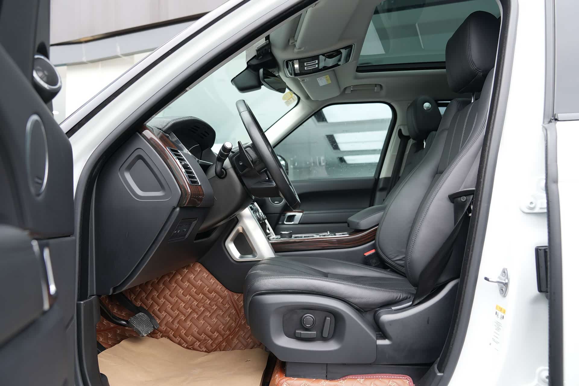 Land Rover Range Rover, 2018 все фото