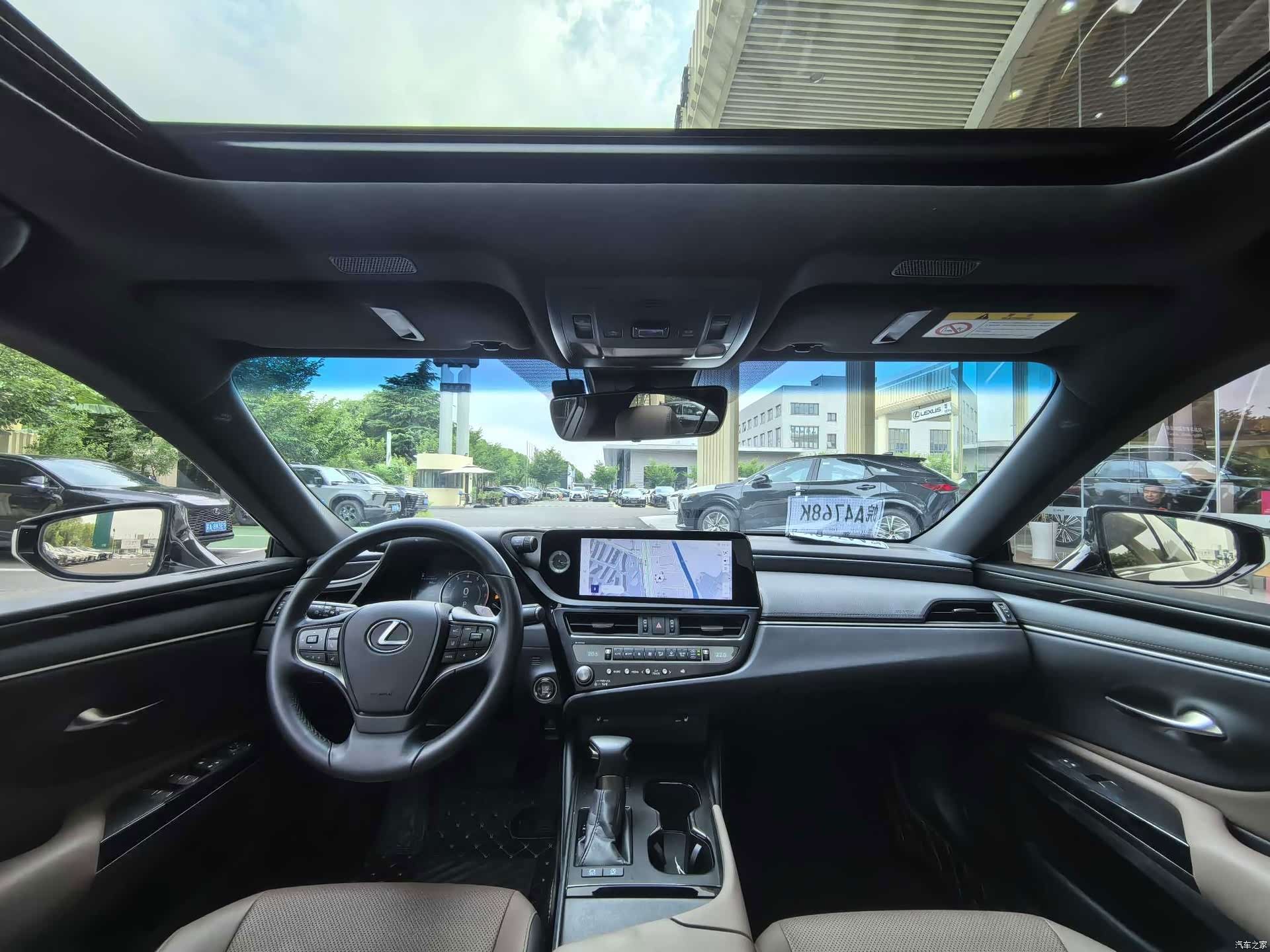 Lexus ES, 2024 15
