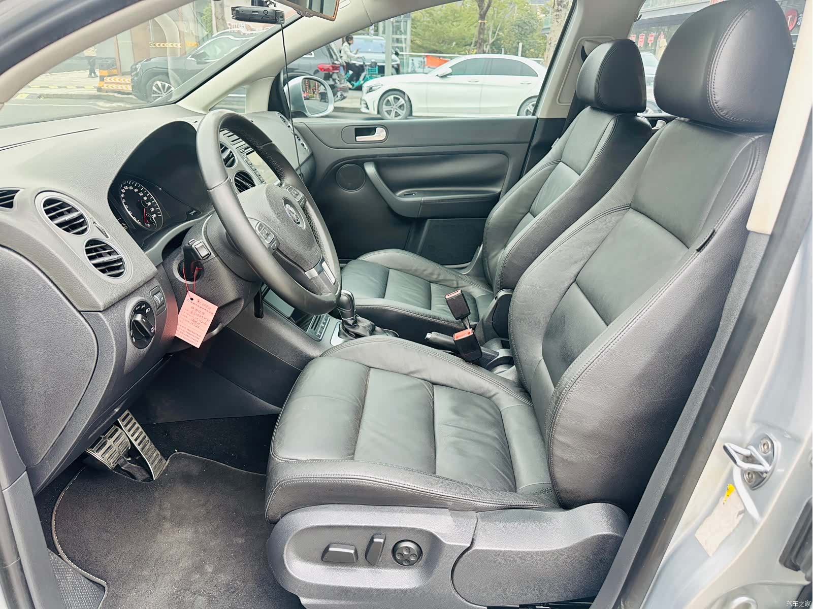 Volkswagen Golf, 2012 15