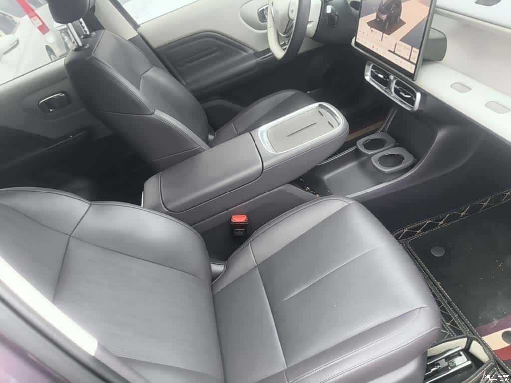 Leapmotor B10, 2025 25