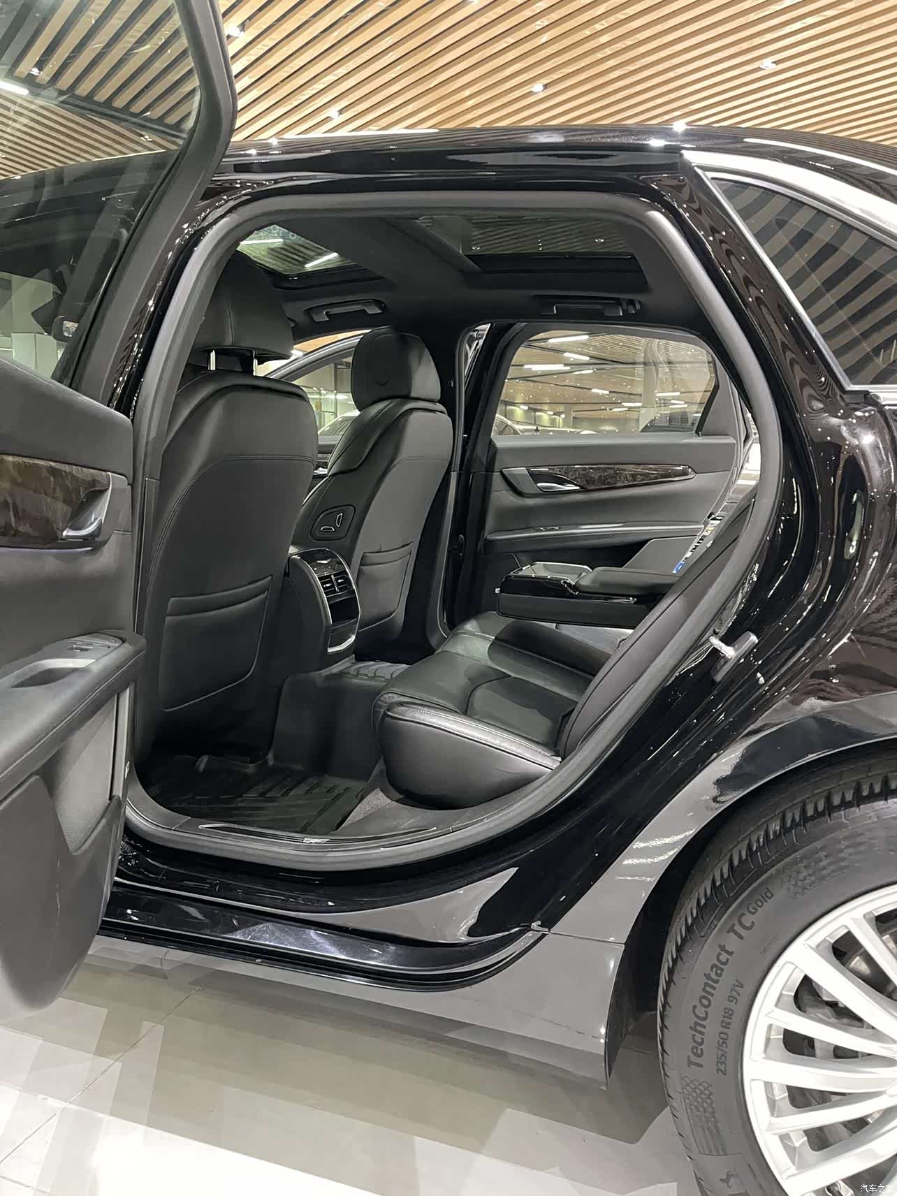 Cadillac CT6, 2019 7
