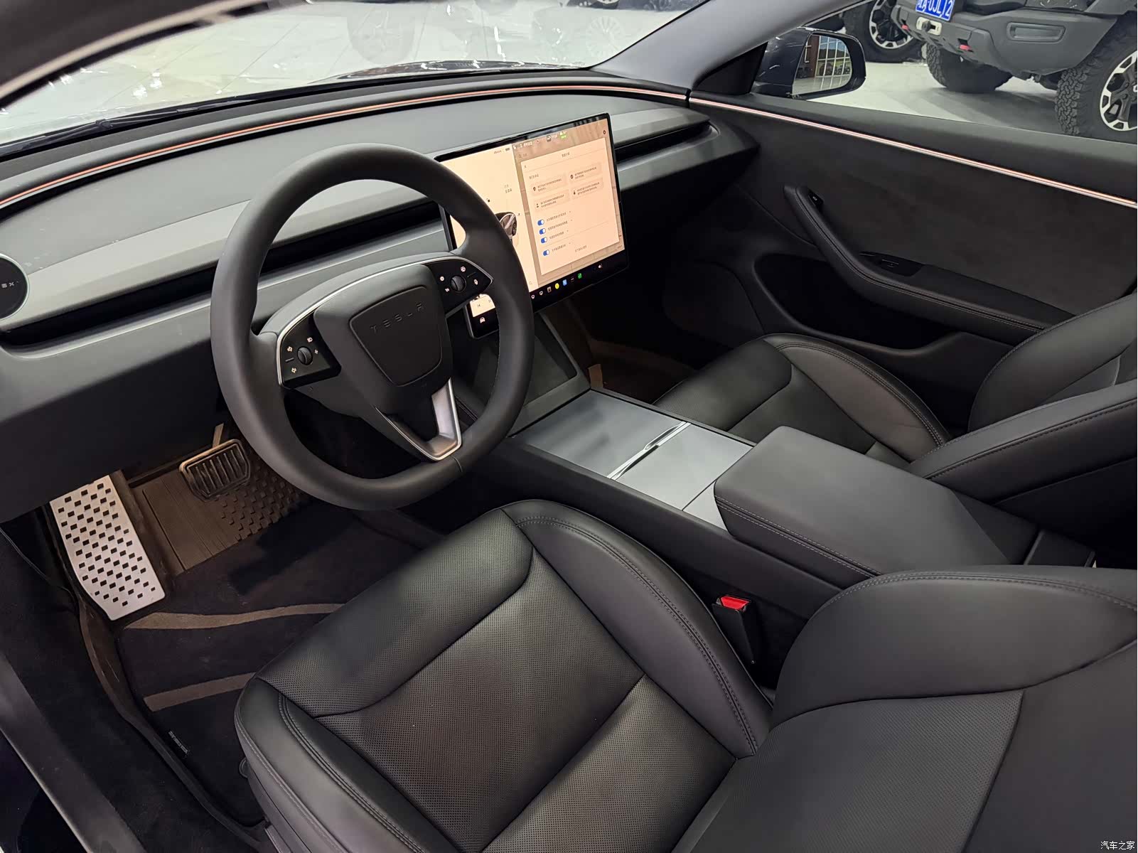 Tesla Model 3, 2024 4