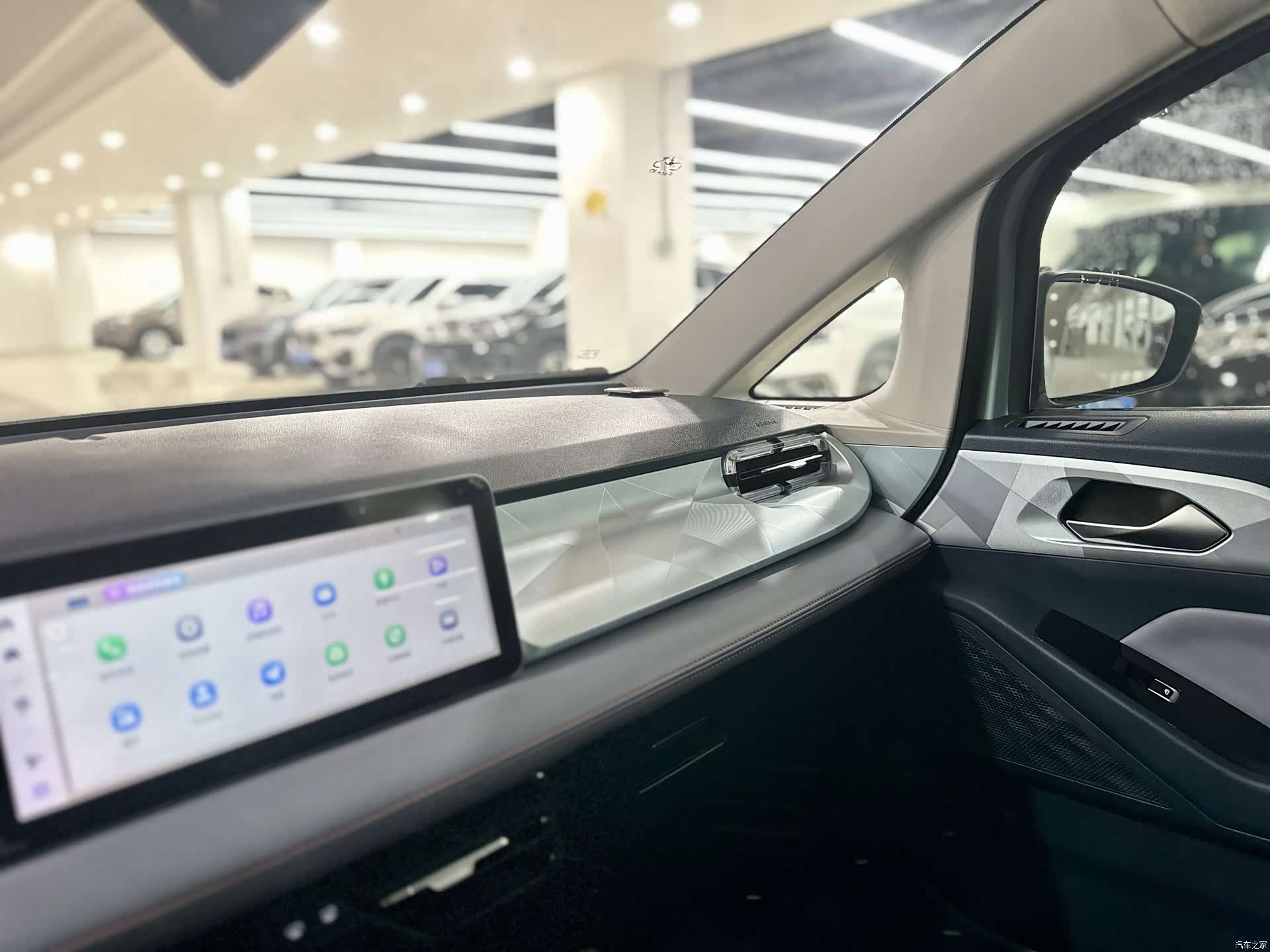 Geely E, 2023 11