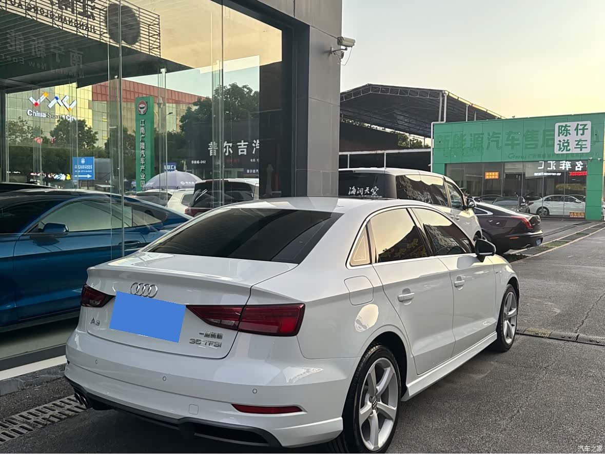 Audi A3, 2017 все фото
