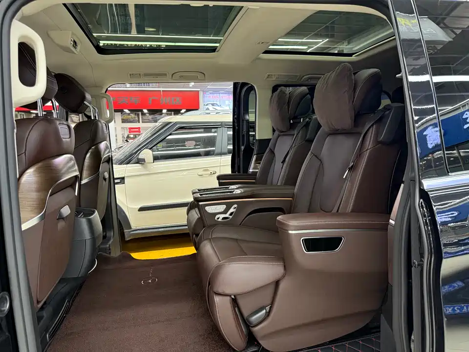 Mercedes-Benz V-class Mercedes-Benz V-class