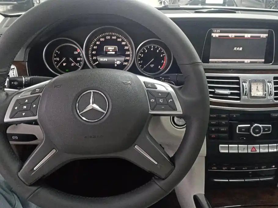 Mercedes-Benz E-class Mercedes-Benz E-class