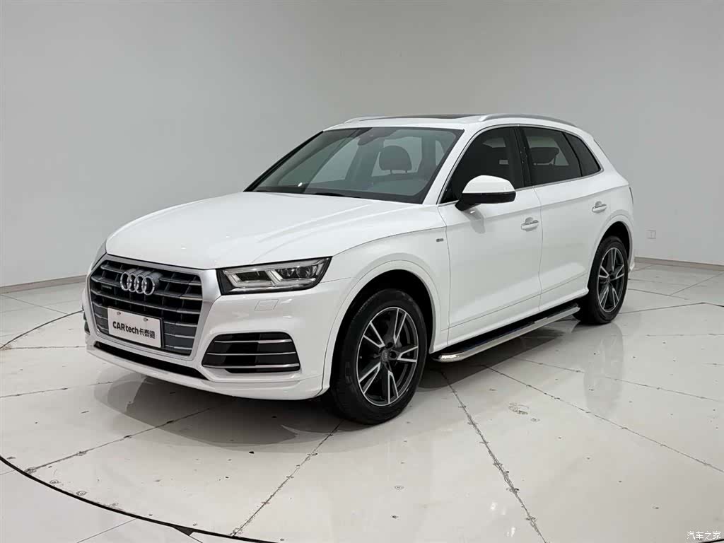 Audi Q5L, 2019 все фото