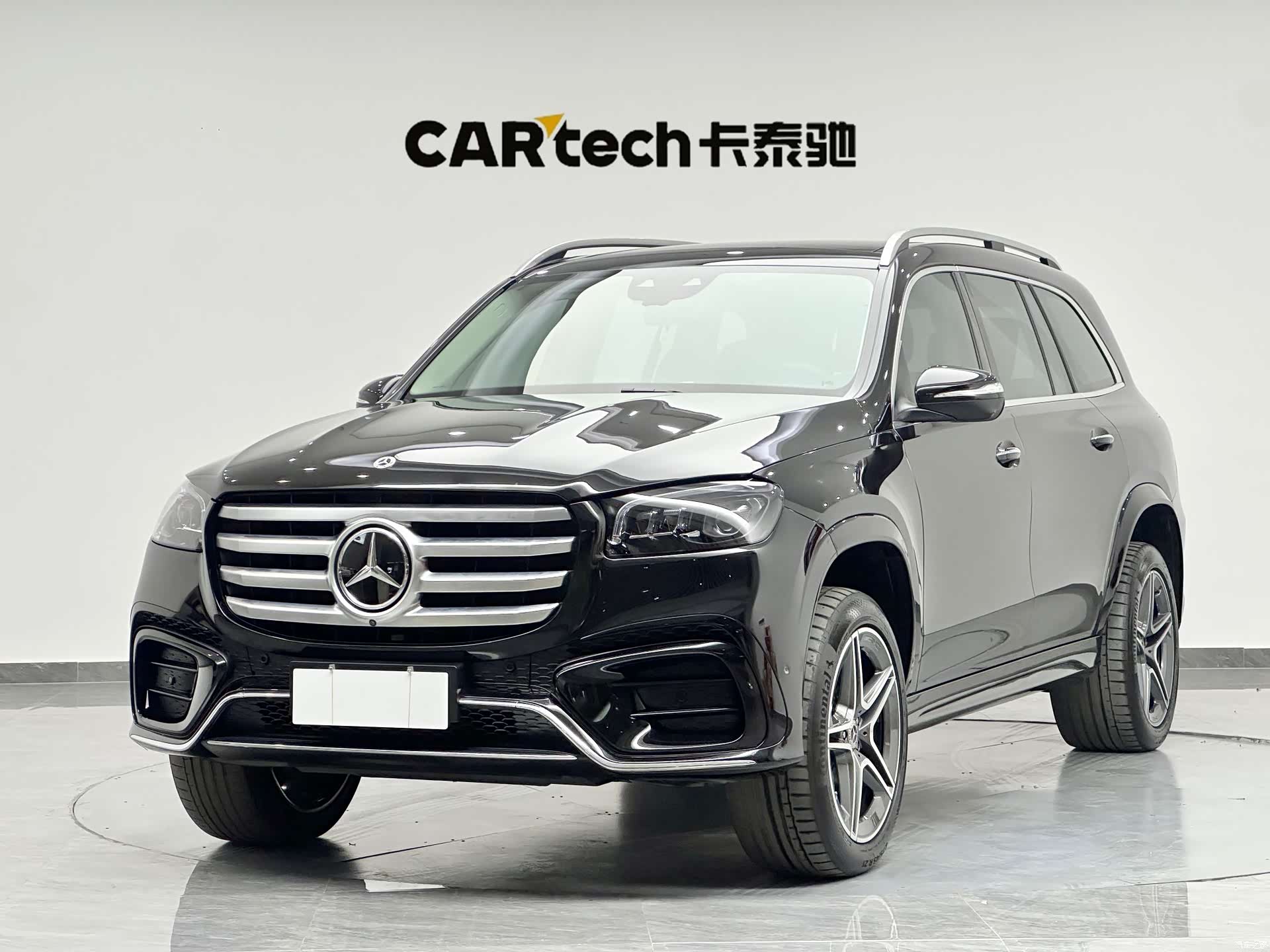 Mercedes-Benz GLS, 2024 1