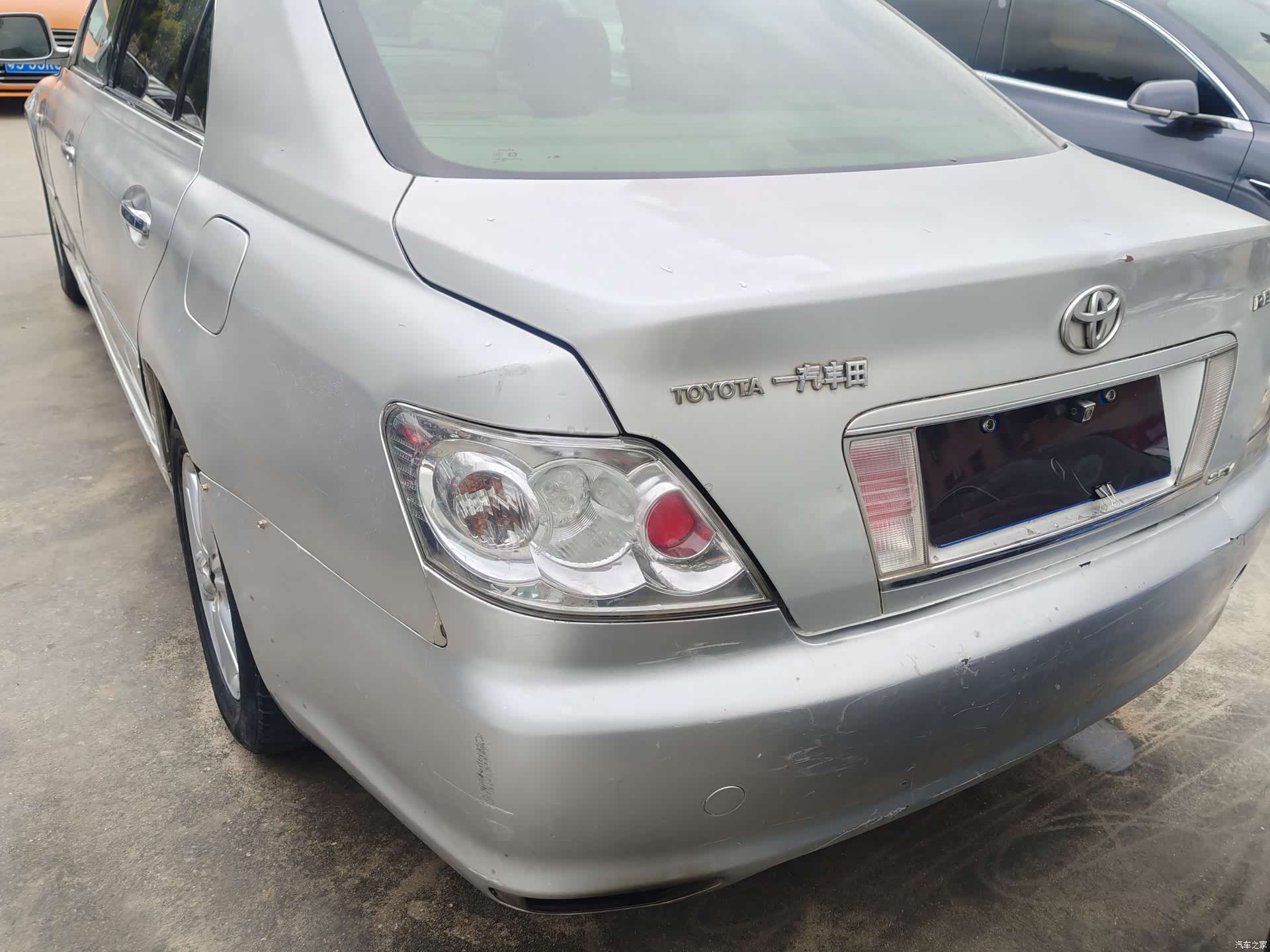 Toyota 2.5V, 2006 41
