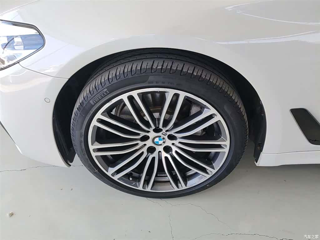 BMW 5 Series, 2018 22
