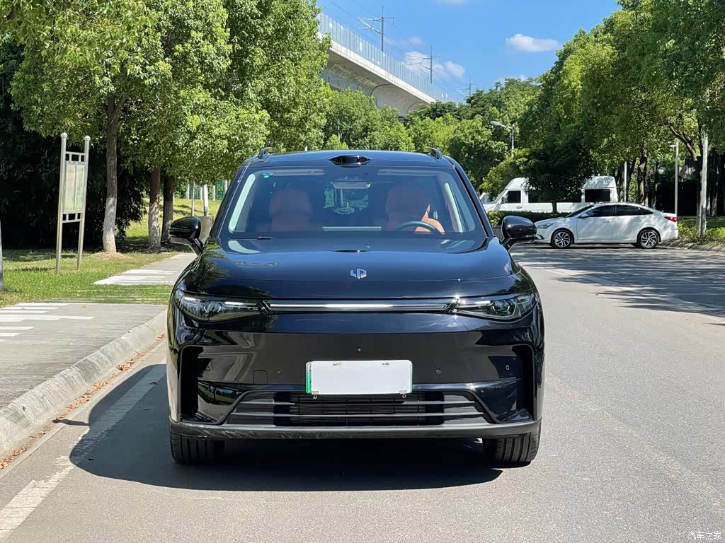 Leapmotor C16, 2025 3
