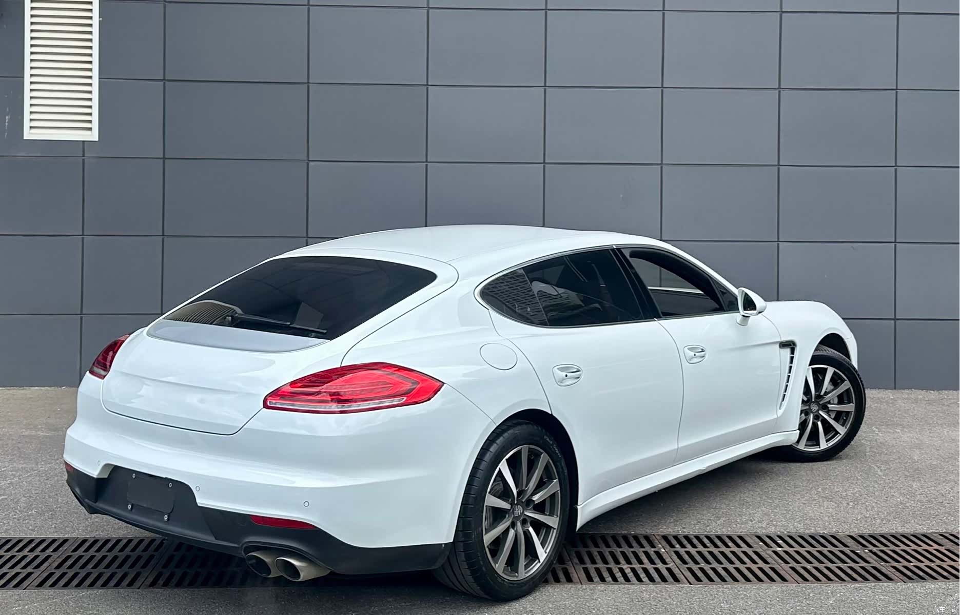Porsche Panamera, 2016 все фото