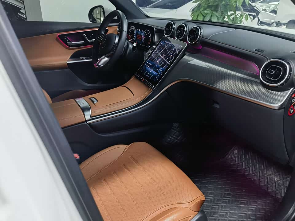 Mercedes-Benz GLC Mercedes-Benz GLC