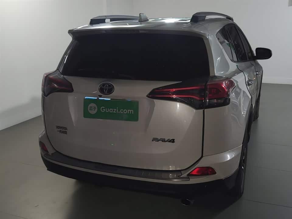 Toyota RAV4 Rongfang