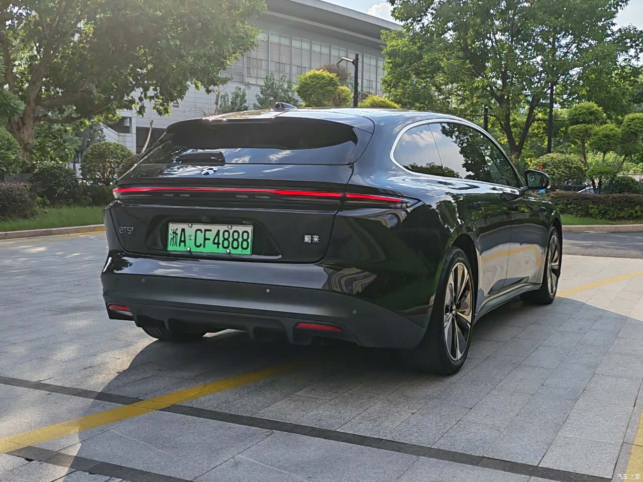 NIO ET5, 2024 все фото
