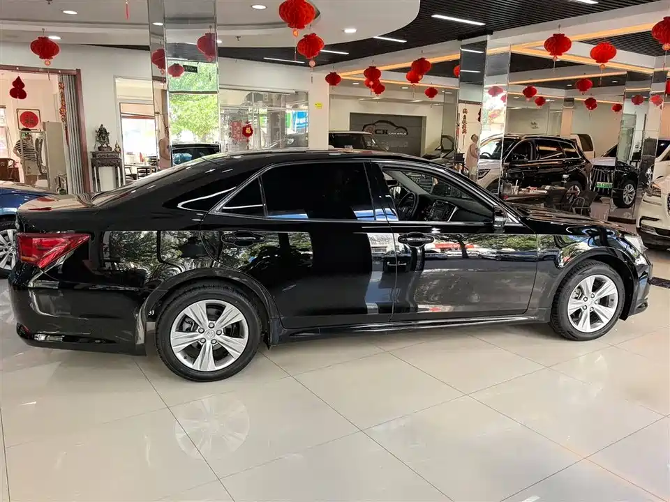Toyota crown Toyota crown