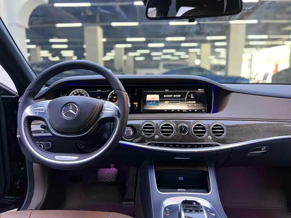 Mercedes-Benz S-class Mercedes-Benz S-class