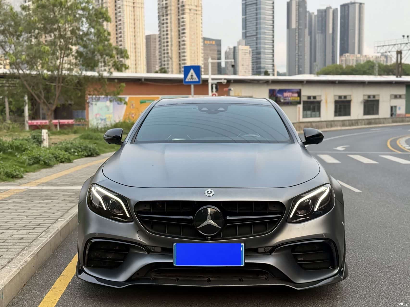 Mercedes-Benz E-Class, 2019 2