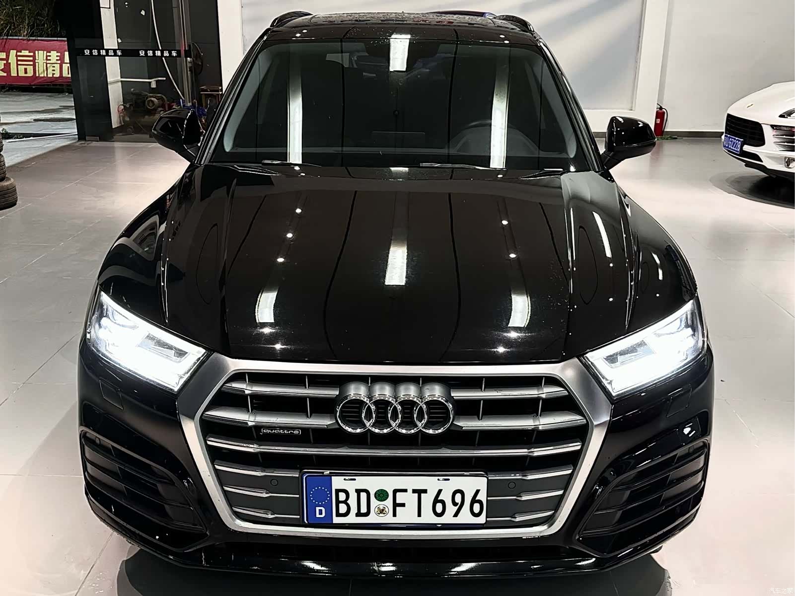 Audi Q5L, 2021 2