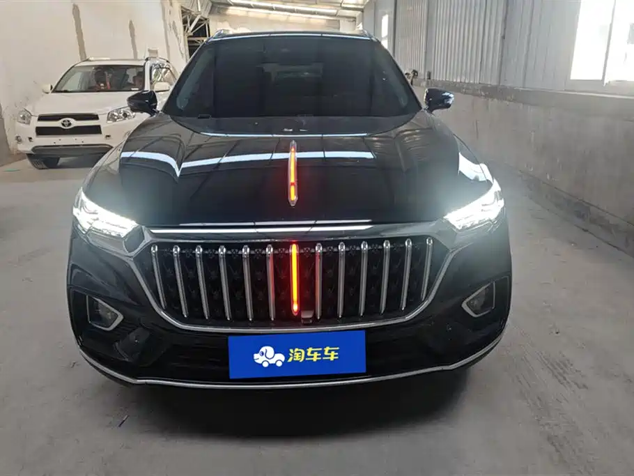 Hongqi HS5