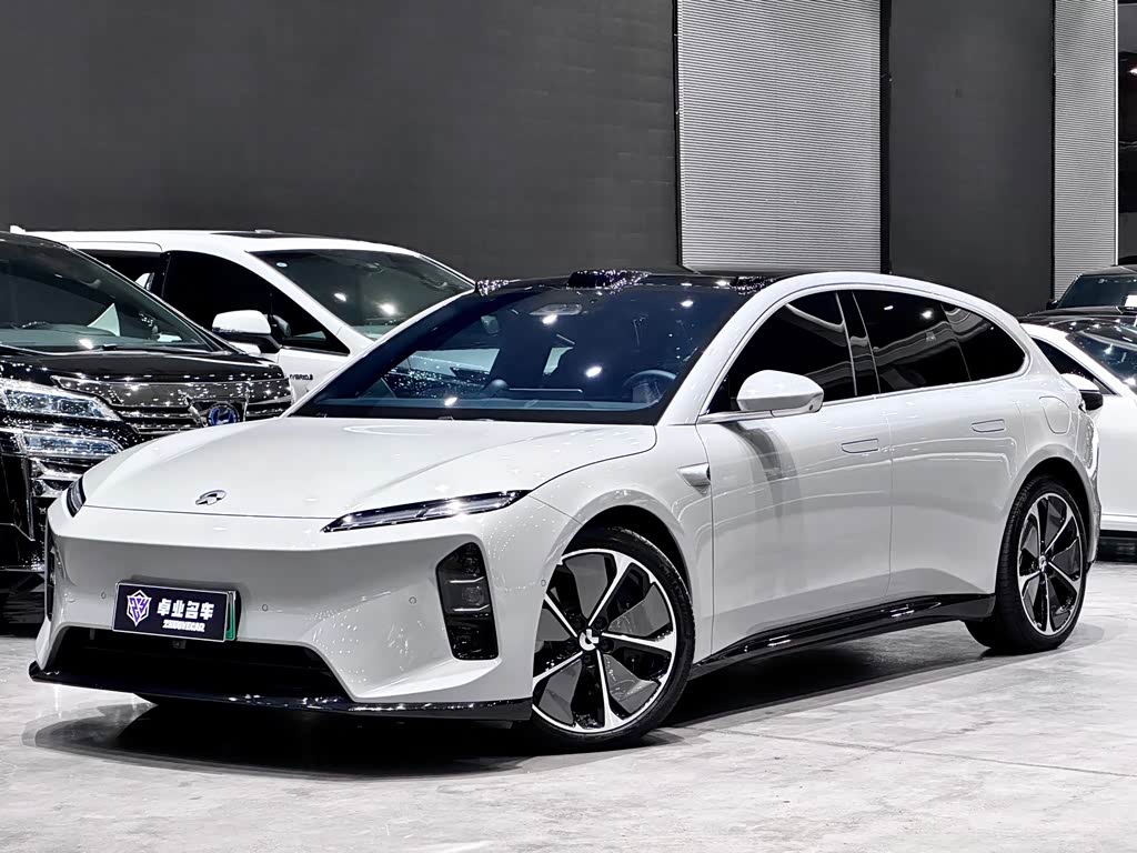 NIO ET5T